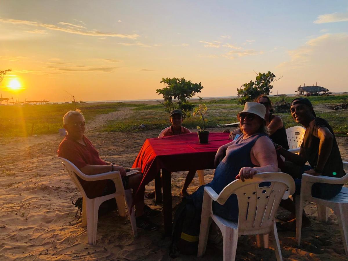 Honey Beach Negombo Dış mekan fotoğraf