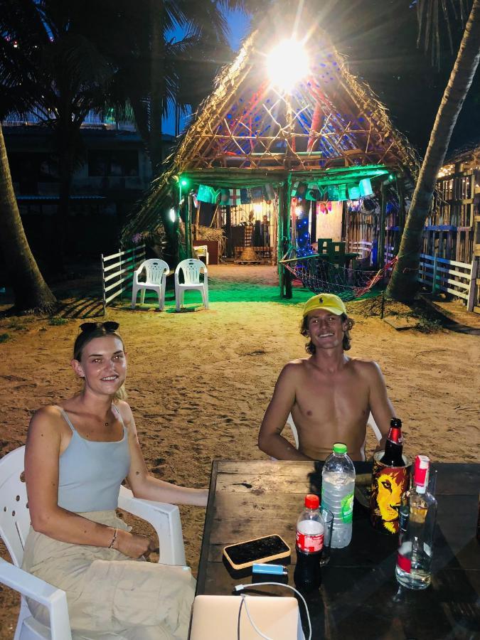 Honey Beach Negombo Dış mekan fotoğraf