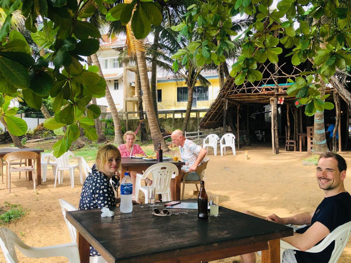Honey Beach Negombo Dış mekan fotoğraf