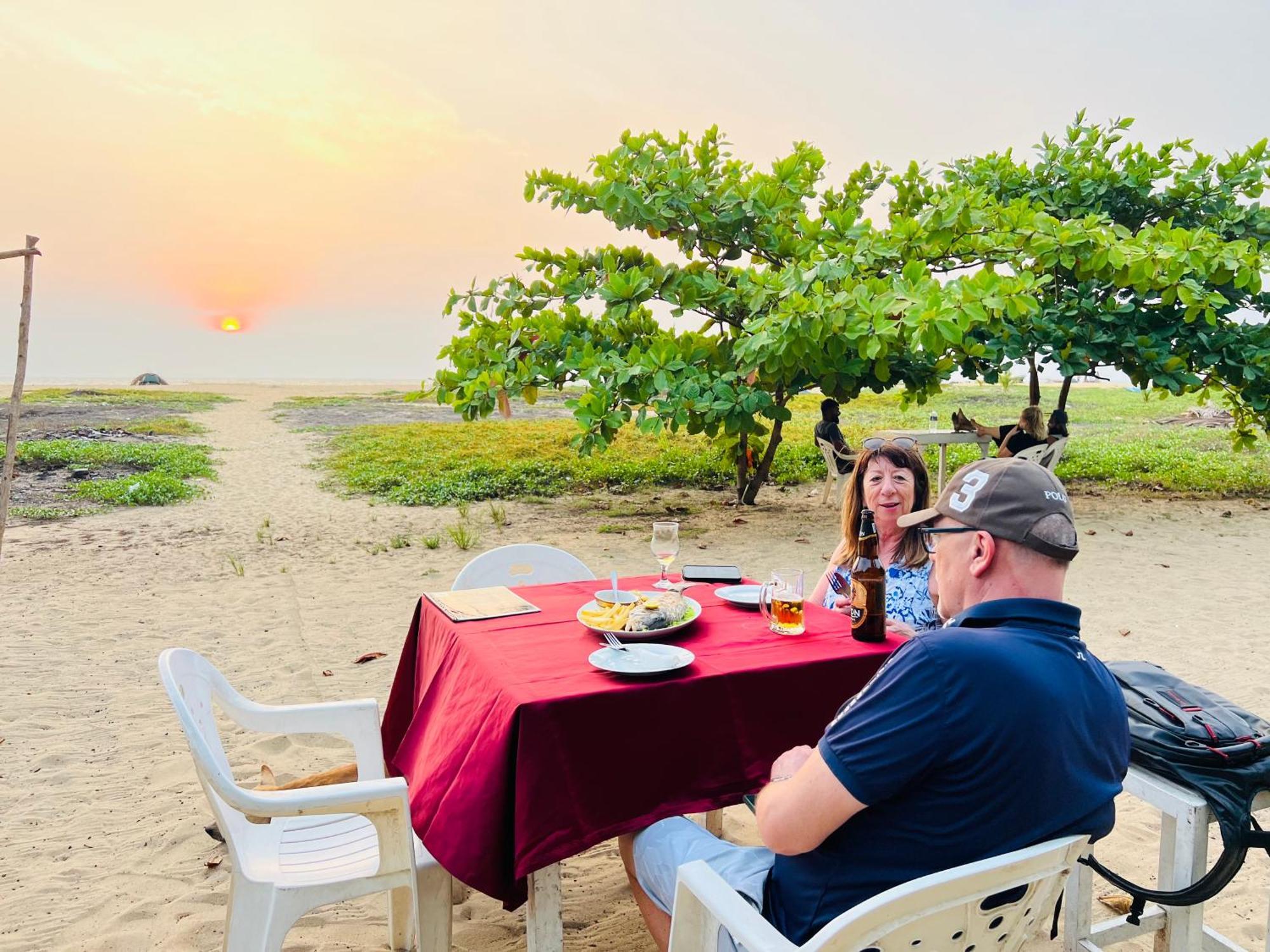 Honey Beach Negombo Dış mekan fotoğraf