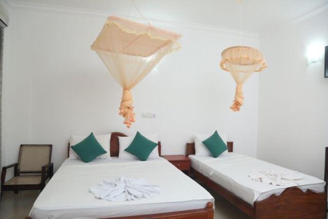 Honey Beach Negombo Dış mekan fotoğraf